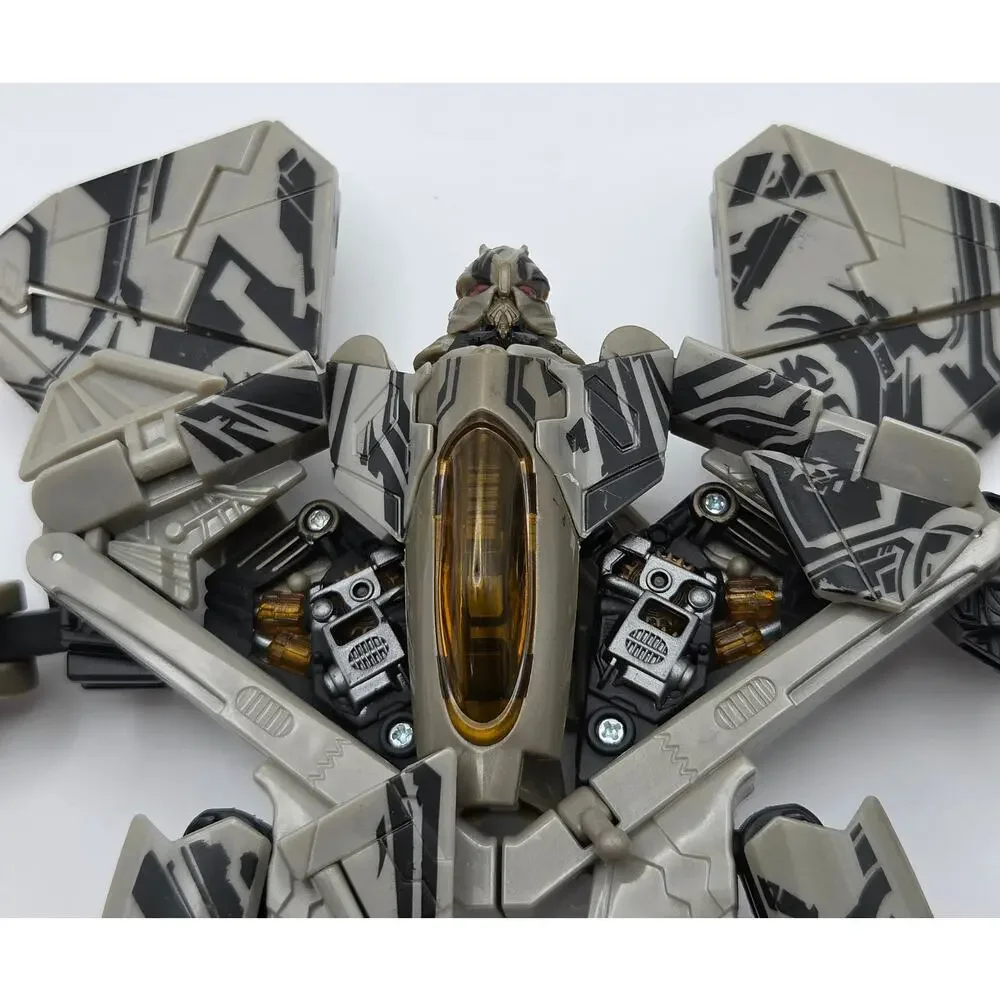 Transformers Revenge Of The Fallen Voyager Class Starscream 8